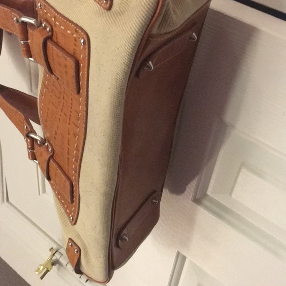 😍2/$29 M.C. MarcChantelVintage bag *pics - Picture 5 of 8